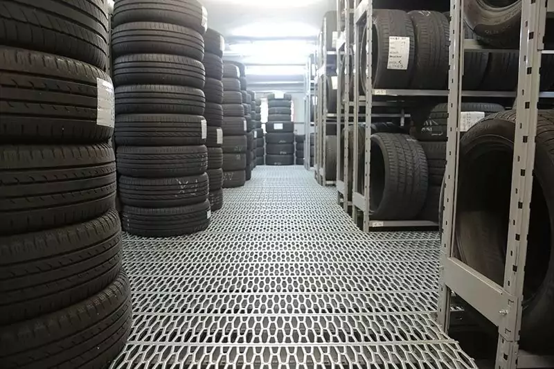 tempo de duração de um pneu novo